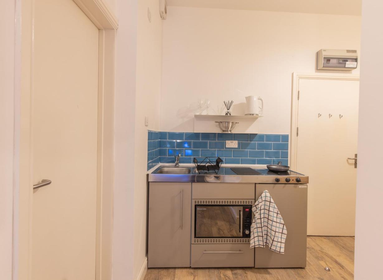 Cosy Modern Apartment, Grand Victorian Building, 5 Mins To Coventry City Centre Kültér fotó